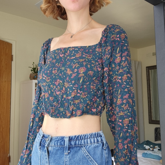 self contrast long-sleeve blouse - Picture 4 of 4